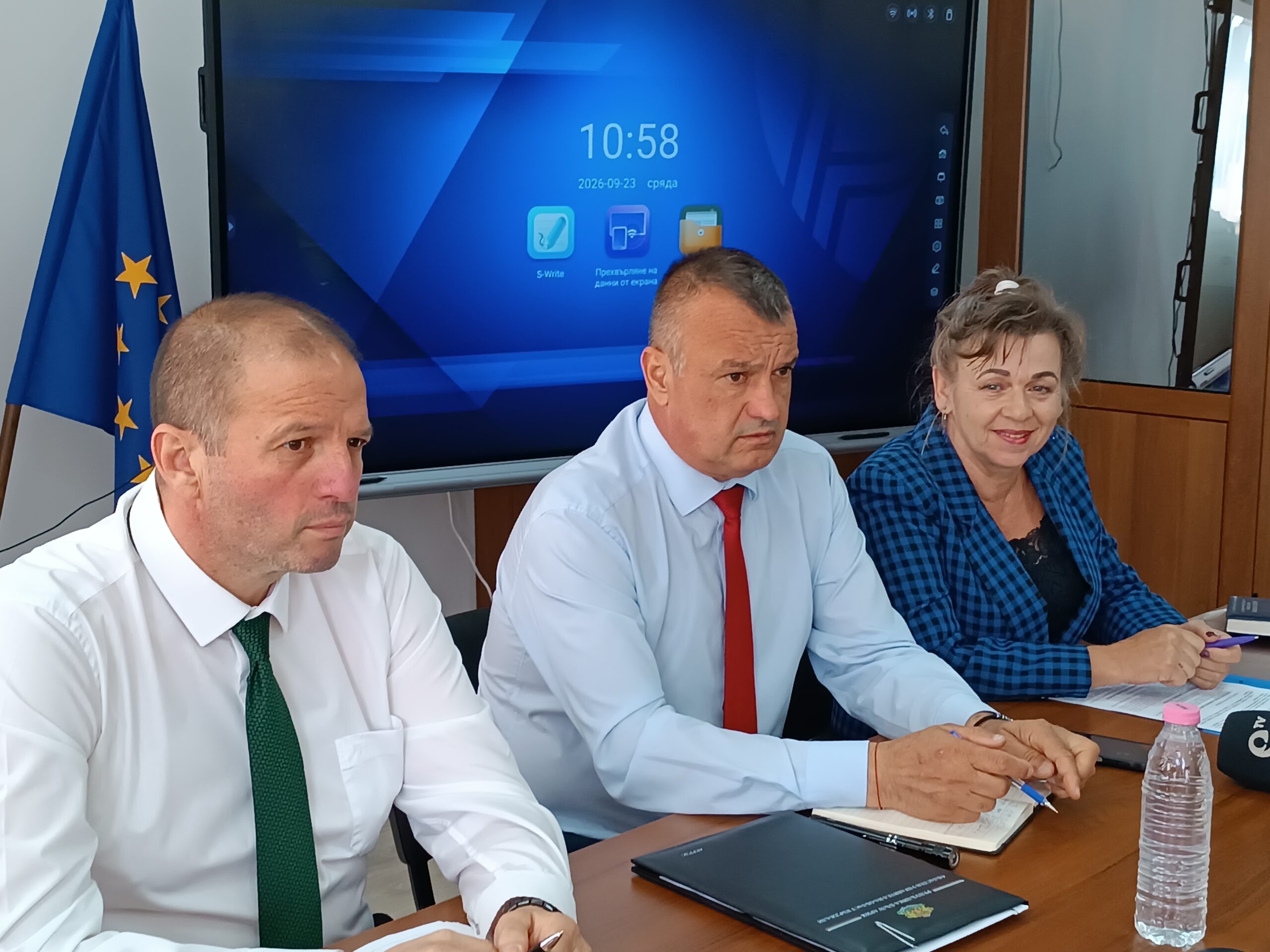 Проведе се работна среща за подобряване на връзките между професионалните гимназии и бизнеса за решаването на проблема с работната ръка