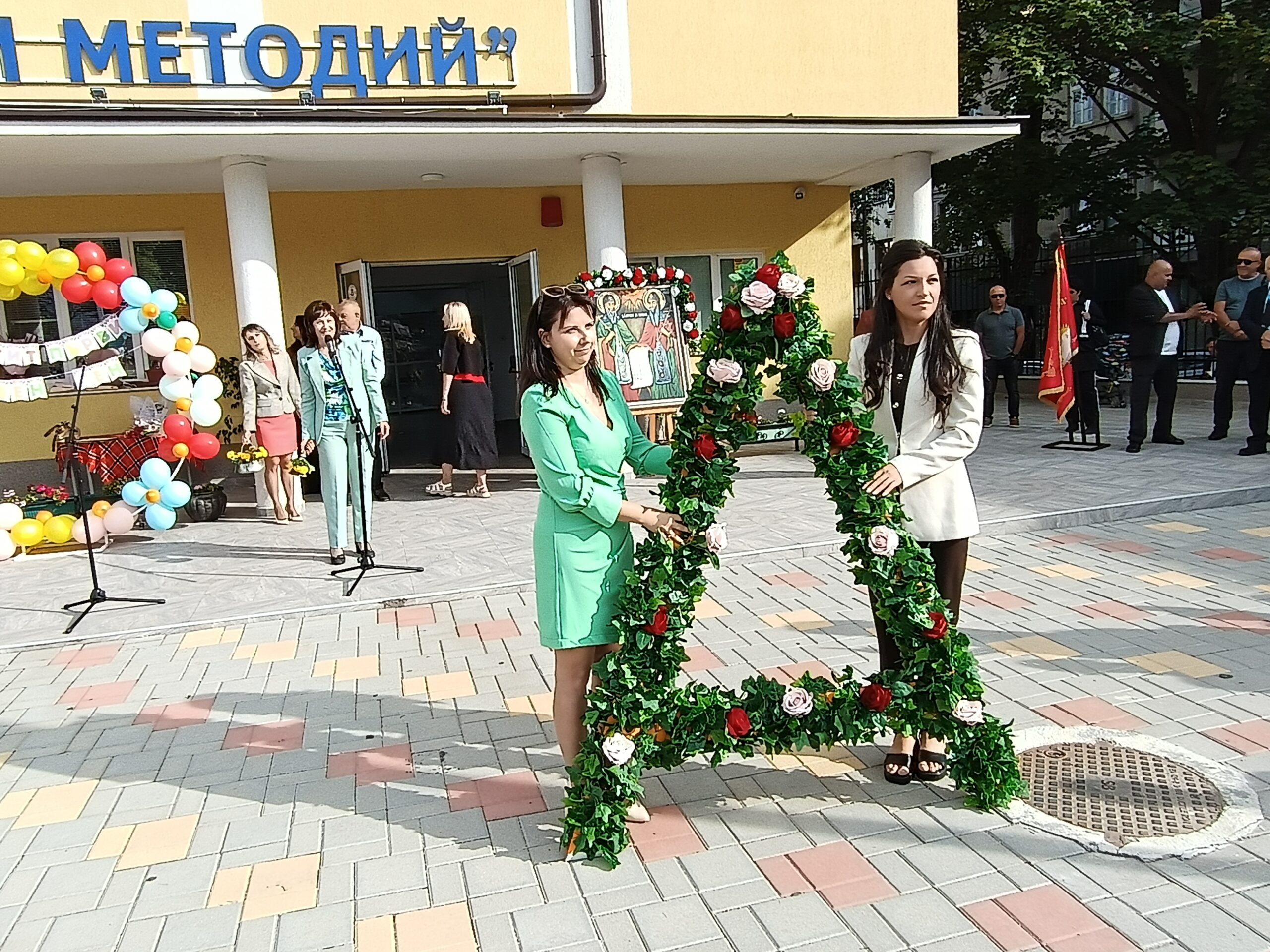 Бисер Николов: Учителската професия е мисия! Честит празник!